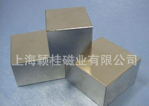 磁鐵中的強(qiáng)者，釹鐵硼強(qiáng)磁，磁力更強(qiáng)大！